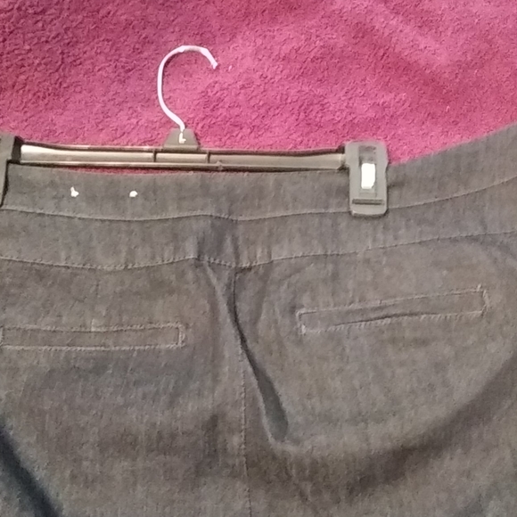 Size 14 W Women's Dark Blue Jeans Skirt, with buttons - Picture 6 of 6